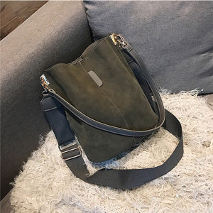 Women large capacity PU Leather Bucket Shoulder Bag....