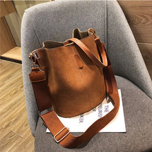Load image into Gallery viewer, Women large capacity PU Leather Bucket Shoulder Bag....
