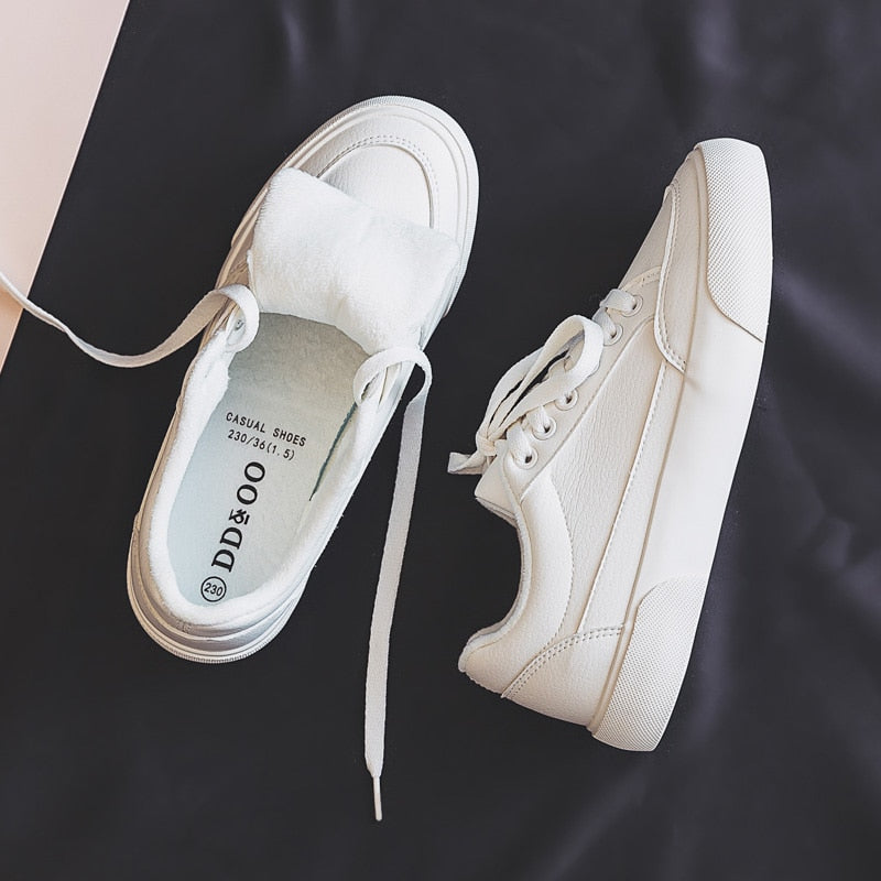 New Fashion Leather Spring Sneakers...